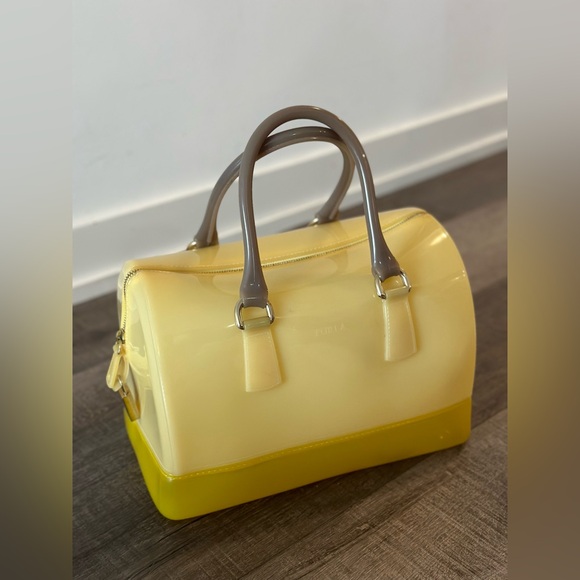 Furla yellow candy bag. - Picture 5 of 11